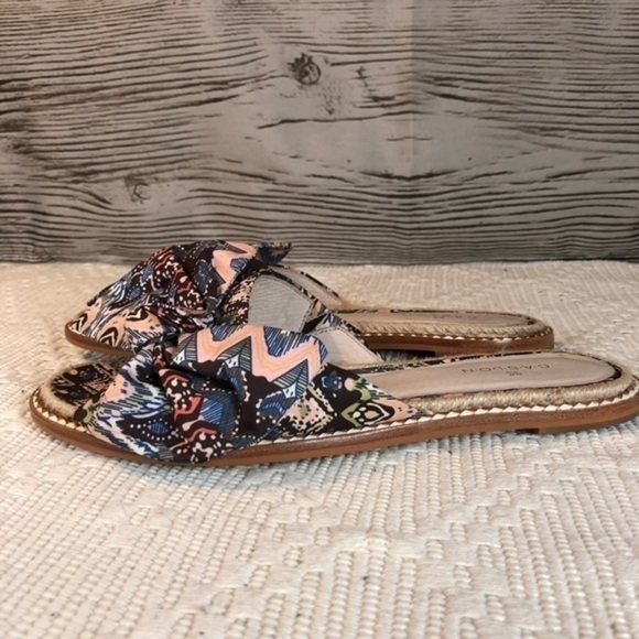 Caslon Darcie Morrocan Bow Fabric Slide Sandal 6.5 - Picture 9 of 13